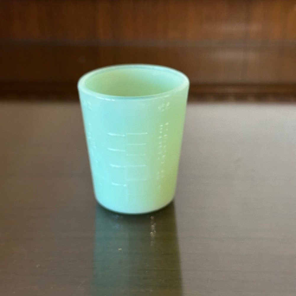 Mosser Jadeite Milk Glass Measuring Cup Shot Glass 1oz Green Kitchenware